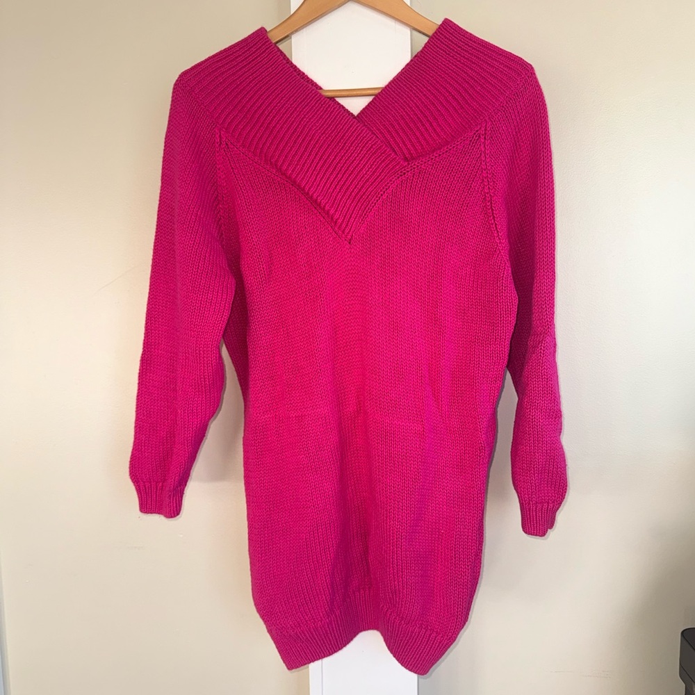 Segue Thick Pink V-neck Sweater - L